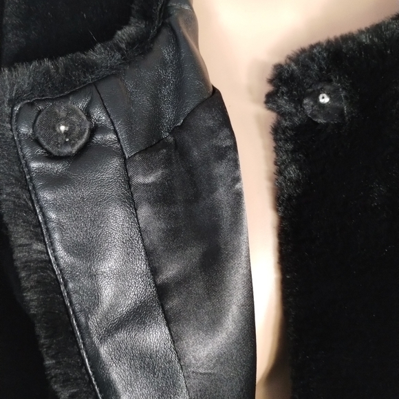 Joie Faux Fur Jacket With Rhinestones XS - Picture 4 of 7